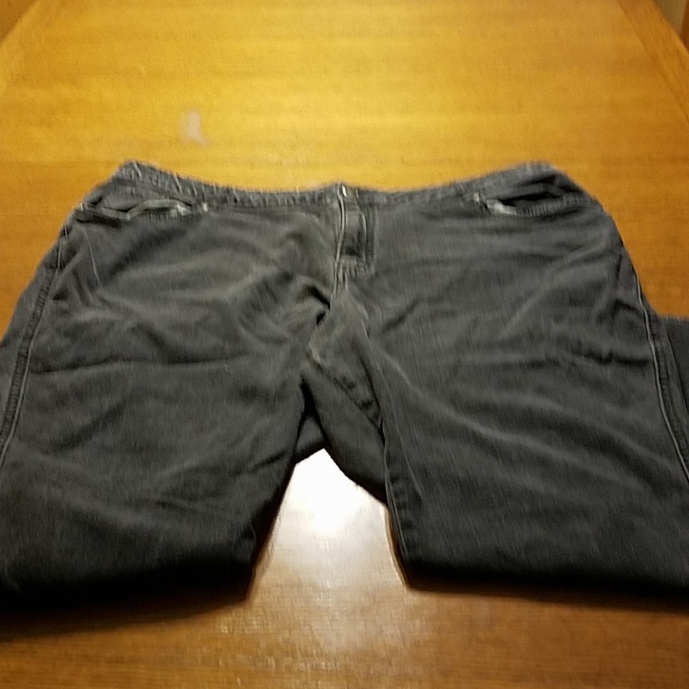 P22 jeans